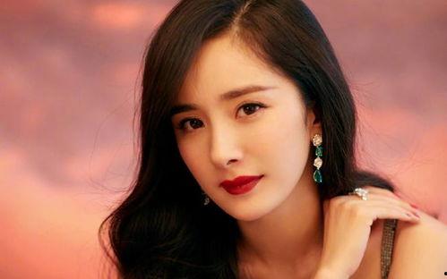 最新八卦爆料杨幂,神秘男友身份引热议！